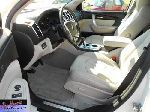 GMC Acadia 2008 photo 3