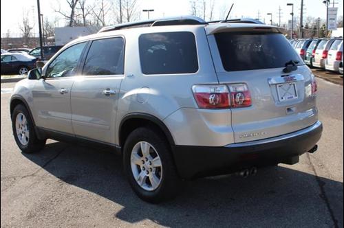 GMC Acadia 2008 photo 2