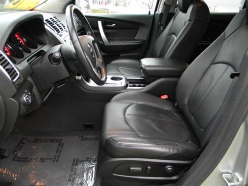 GMC Acadia 2008 photo 1