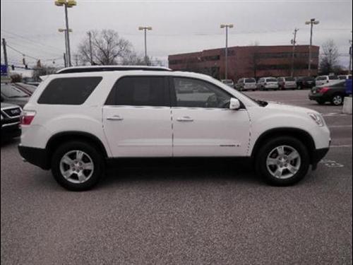 GMC Acadia 2008 photo 2