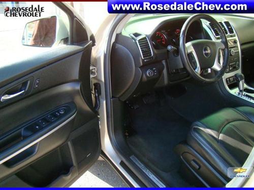 GMC Acadia 2008 photo 2