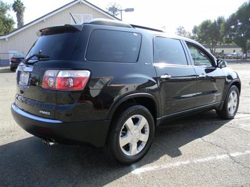 GMC Acadia 2008 photo 2