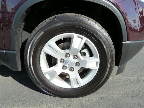 GMC Acadia 2008 photo 2