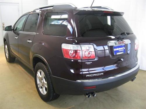 GMC Acadia 2008 photo 2