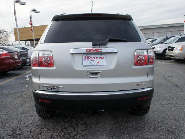 GMC Acadia 2008 photo 3