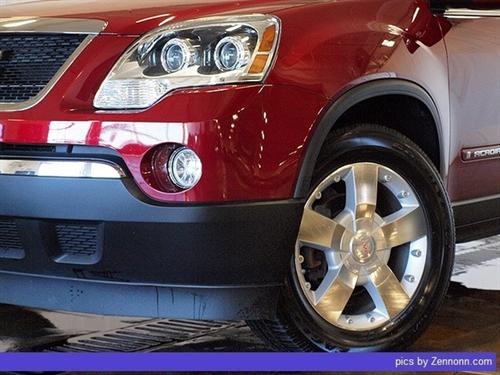 GMC Acadia 2008 photo 2