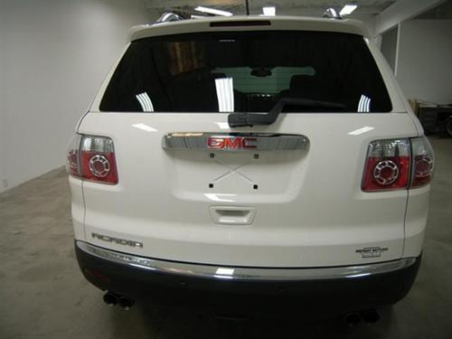 GMC Acadia 2008 photo 2