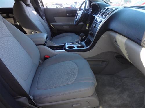 GMC Acadia 2008 photo 2