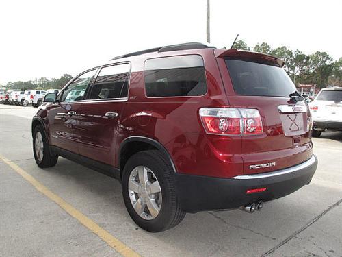 GMC Acadia 2008 photo 1