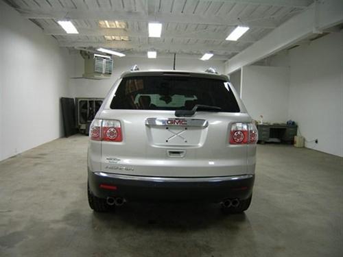 GMC Acadia 2008 photo 2