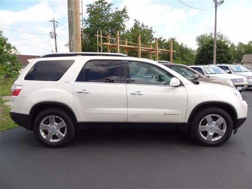 GMC Acadia 2008 photo 2