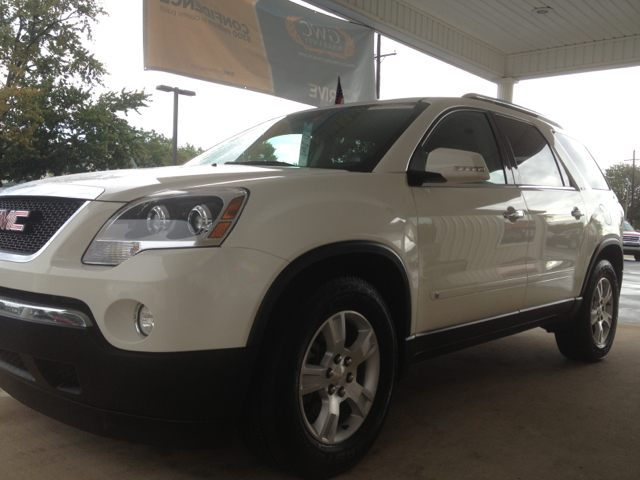 GMC Acadia 2009 photo 2