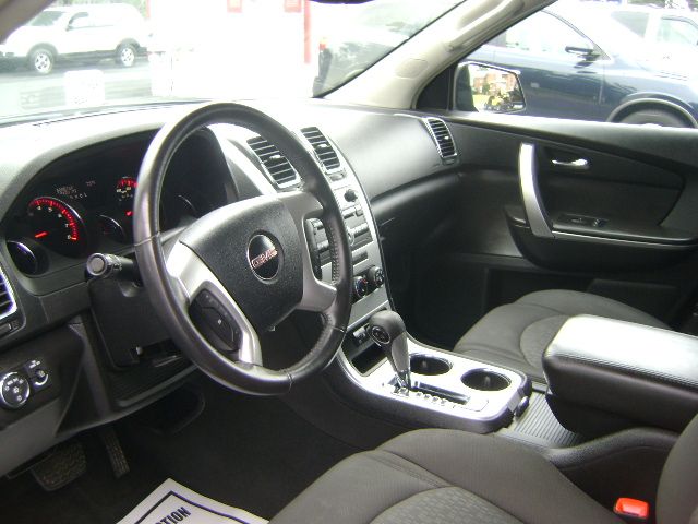 GMC Acadia 2009 photo 3
