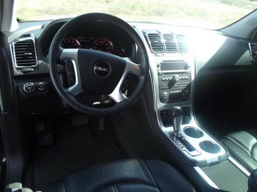 GMC Acadia 2009 photo 1