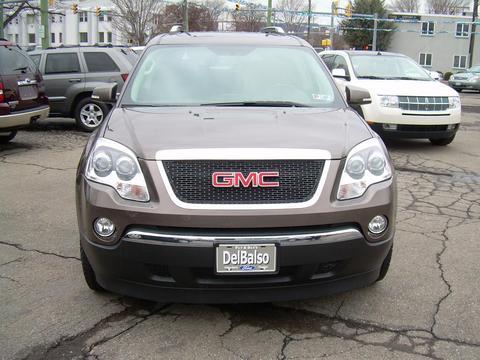 GMC Acadia 2009 photo 2