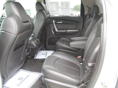 GMC Acadia 2009 photo 2