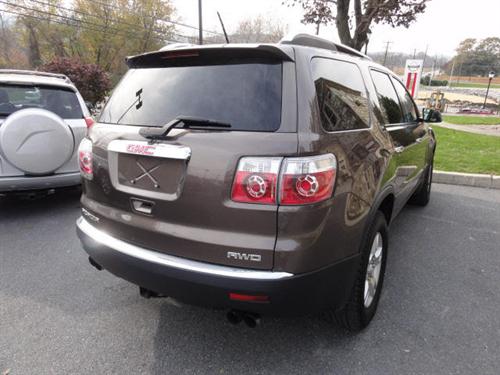 GMC Acadia 2009 photo 2