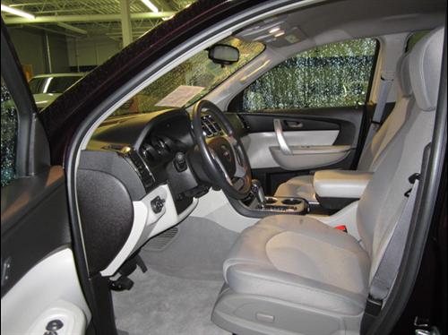 GMC Acadia 2009 photo 3