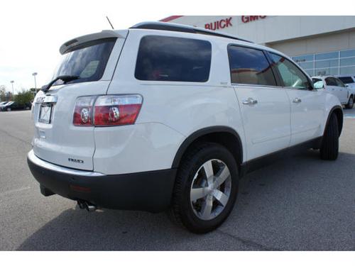 GMC Acadia 2009 photo 2