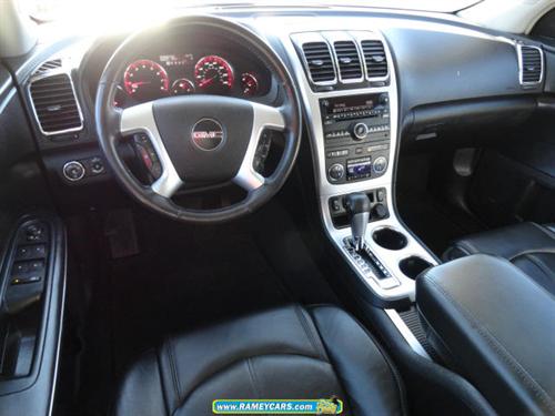 GMC Acadia 2009 photo 1