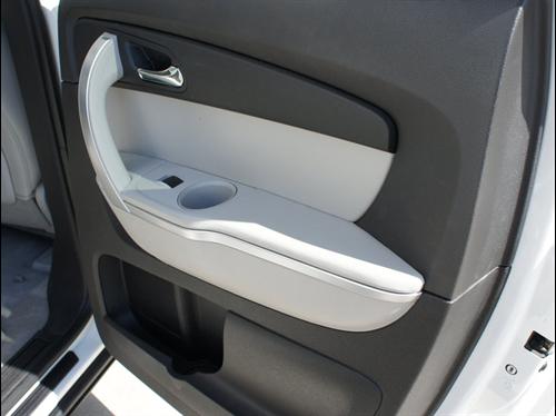 GMC Acadia 2009 photo 3