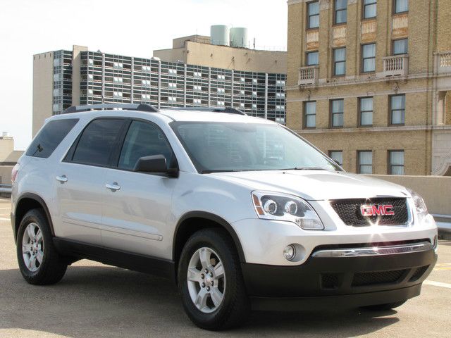 GMC Acadia 2009 photo 1