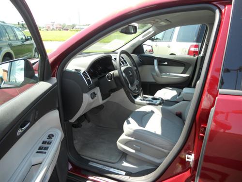 GMC Acadia 2010 photo 3