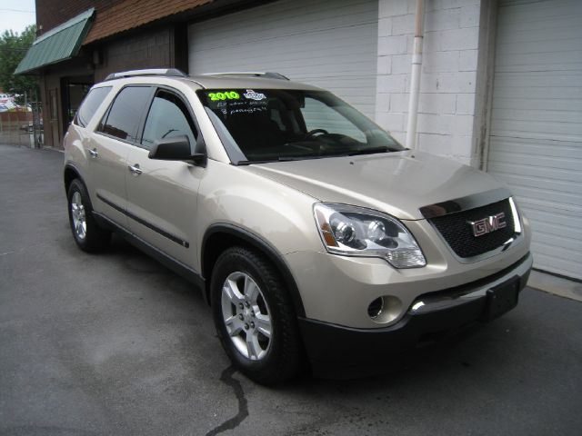 GMC Acadia 2010 photo 2