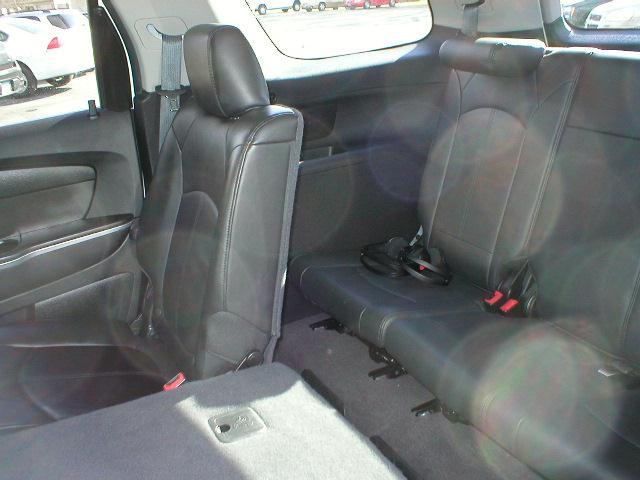 GMC Acadia 2010 photo 1