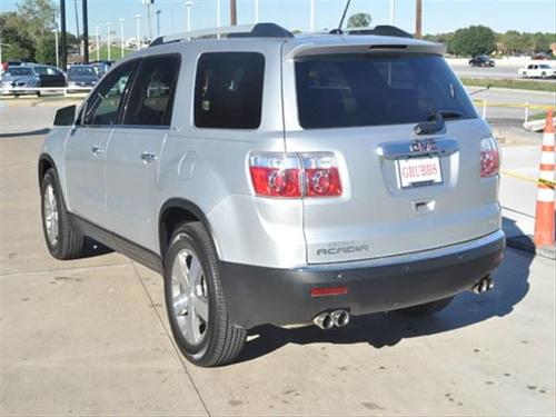 GMC Acadia 2010 photo 1