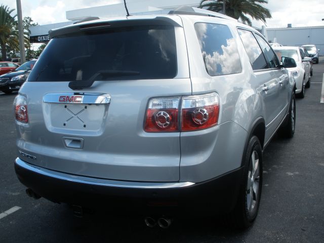 GMC Acadia 2010 photo 6