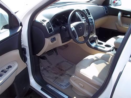 GMC Acadia 2010 photo 1