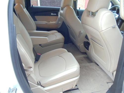 GMC Acadia 2010 photo 1