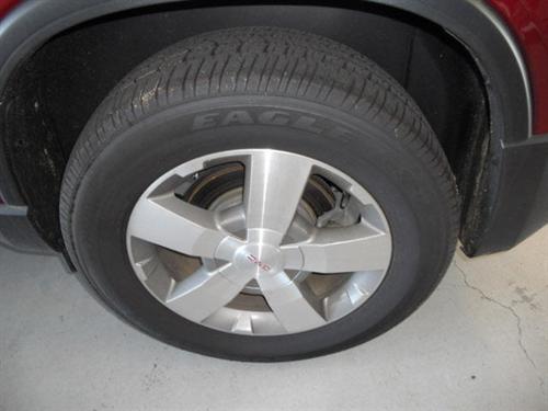 GMC Acadia 2010 photo 3