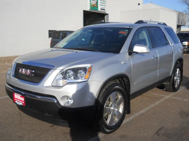 GMC Acadia 2010 photo 1