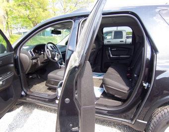 GMC Acadia 2010 photo 2