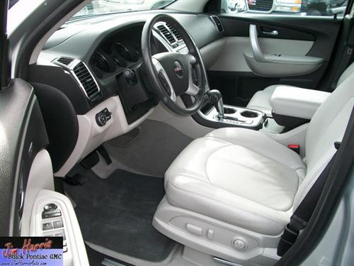 GMC Acadia 2010 photo 3