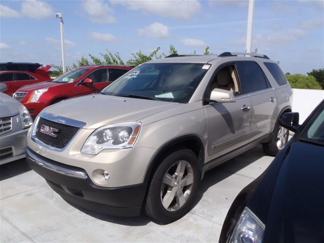 GMC Acadia 2010 photo 3