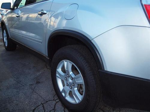GMC Acadia 2010 photo 3