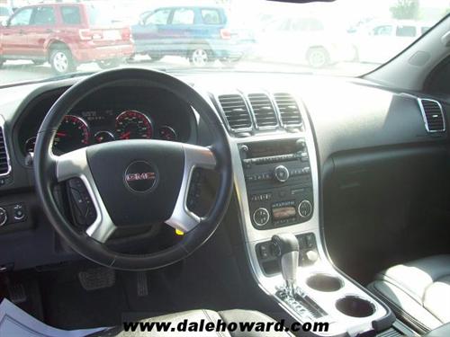 GMC Acadia 2010 photo 1