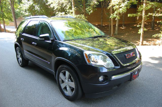 GMC Acadia 2010 photo 3