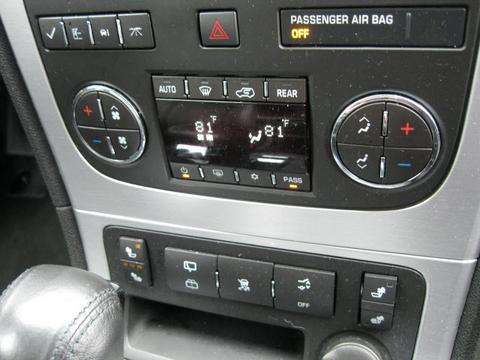 GMC Acadia 2010 photo 1