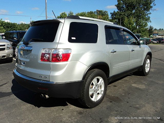 GMC Acadia 2010 photo 3