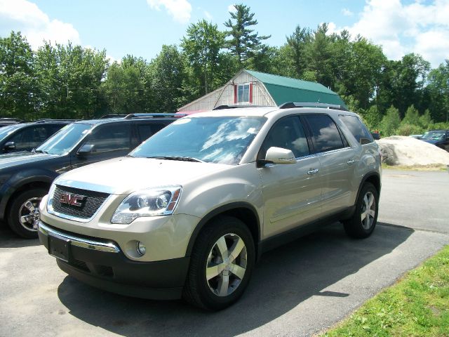 GMC Acadia 2010 photo 3