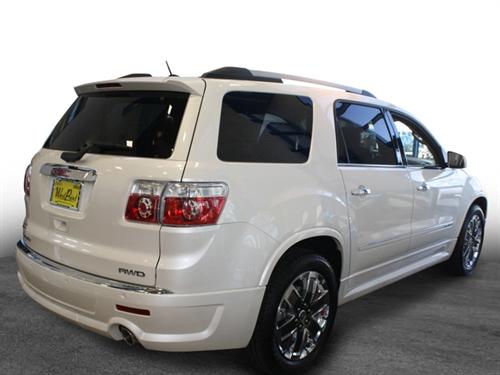 GMC Acadia 2011 photo 2