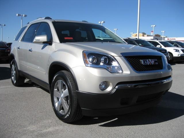 GMC Acadia 2011 photo 1