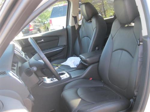 GMC Acadia 2011 photo 1