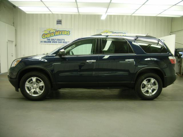 GMC Acadia 2011 photo 1
