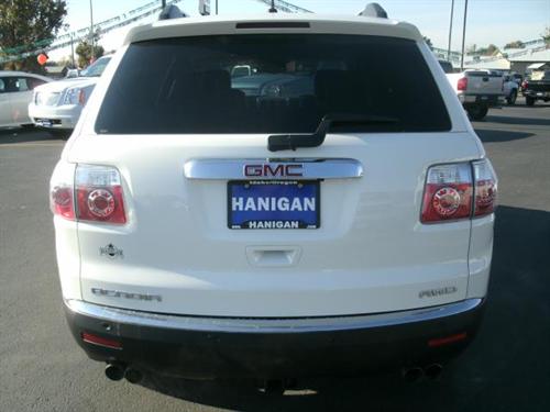 GMC Acadia 2011 photo 2