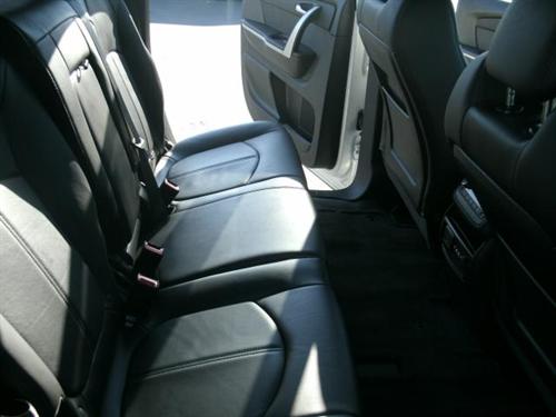 GMC Acadia 2011 photo 5